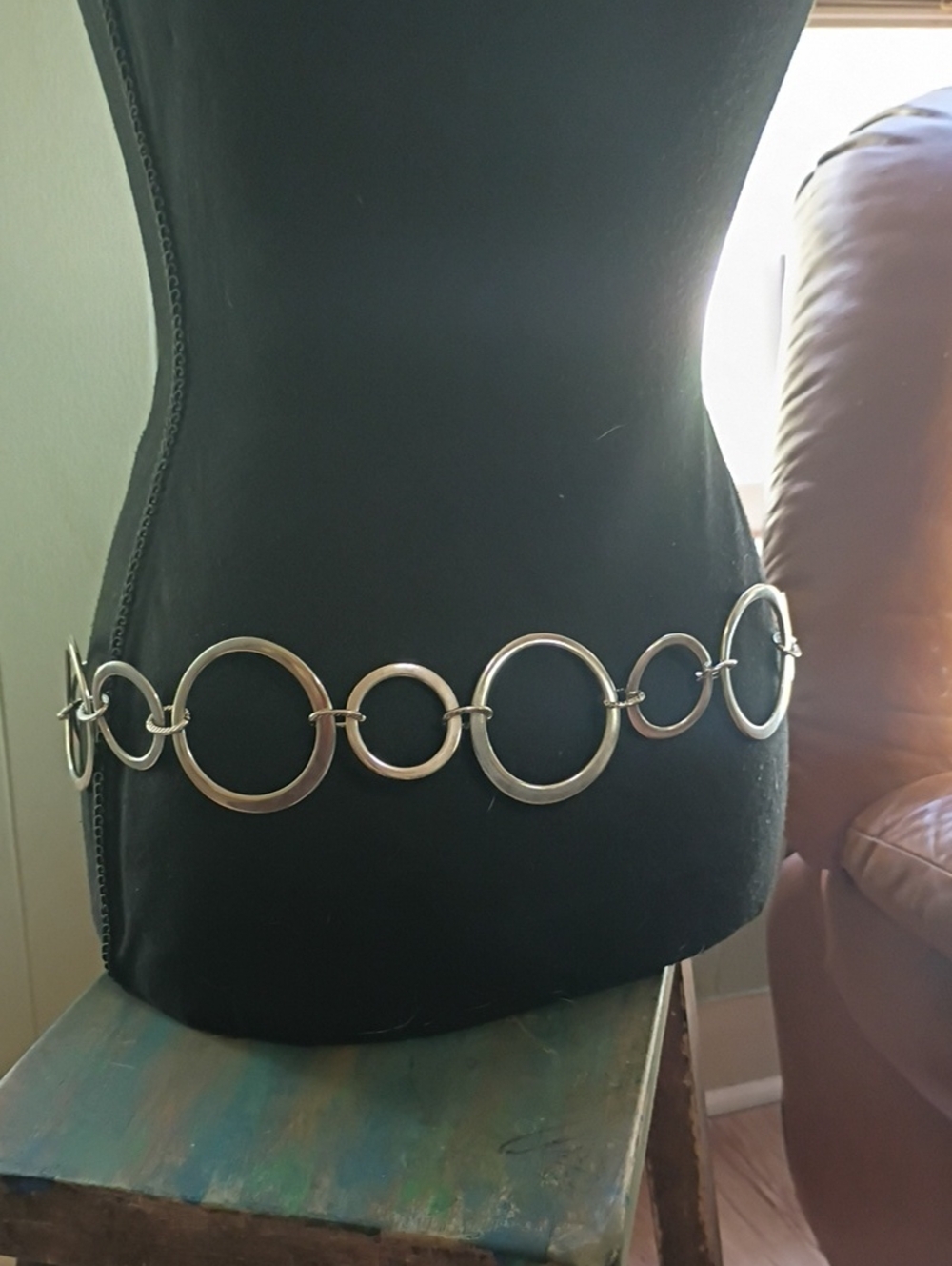 Women's Silver Circle Link Chain Waist Belt